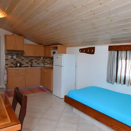 Apartament Haus Niko And Nea Poteidaia