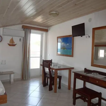 Haus Niko And Appartement Nea Poteidaia