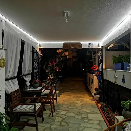 Haus Niko And